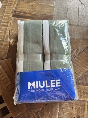 MIULEE Green Curtain Panels - 2-Pack